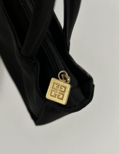 Givenchy mini torebka vintage  