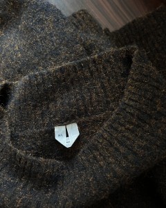 ARKET brązowy sweter | M/L